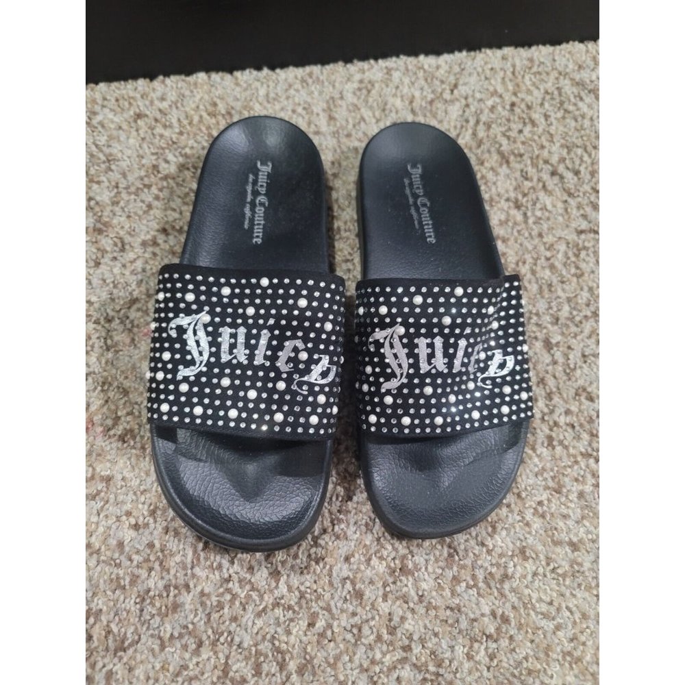 JUICY COUTURE Size 9 Rhinestone & Faux Pearl Black Slides once used